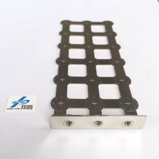 Connettore conduttivo per sbarre collettrici in rame morbido laminato flessibile